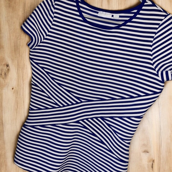 NY & Co. Women’s Navy & White Striped Casual Top with Crisscross Detail Sz-M - Picture 3 of 6